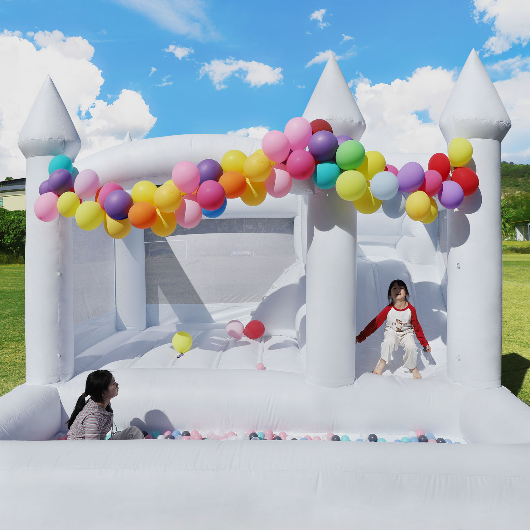 Hüpfburg, Hüpfhäuser, Springbu – Play Kids Outdoor Bewertung und Preis